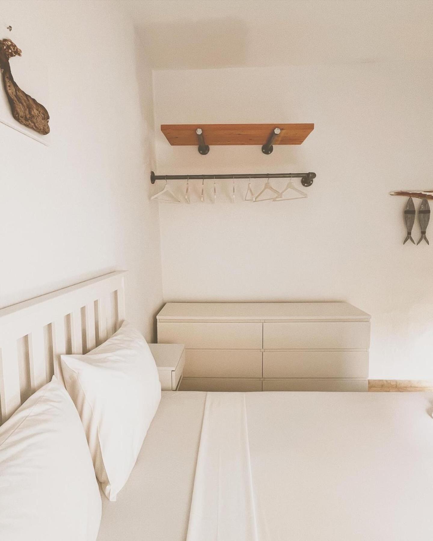 Lucy'S Guest House Skiathos Town Exterior photo